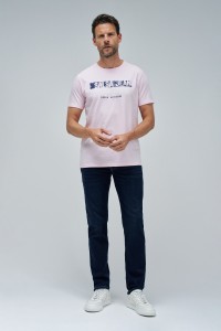 T-SHIRT WITH BRANDING