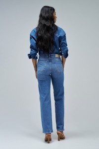 TRUE STRAIGHT JEANS