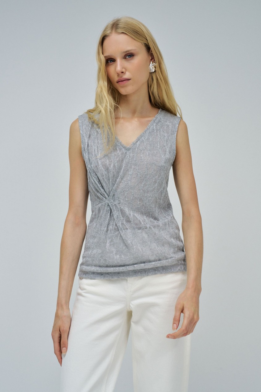 TOP IN KNIT WITH SHINE
