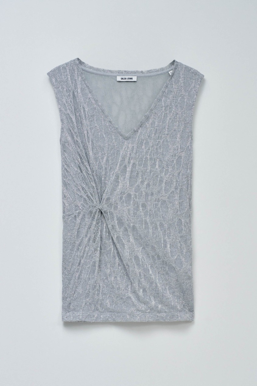 TOP IN STRICK MIT GLANZ