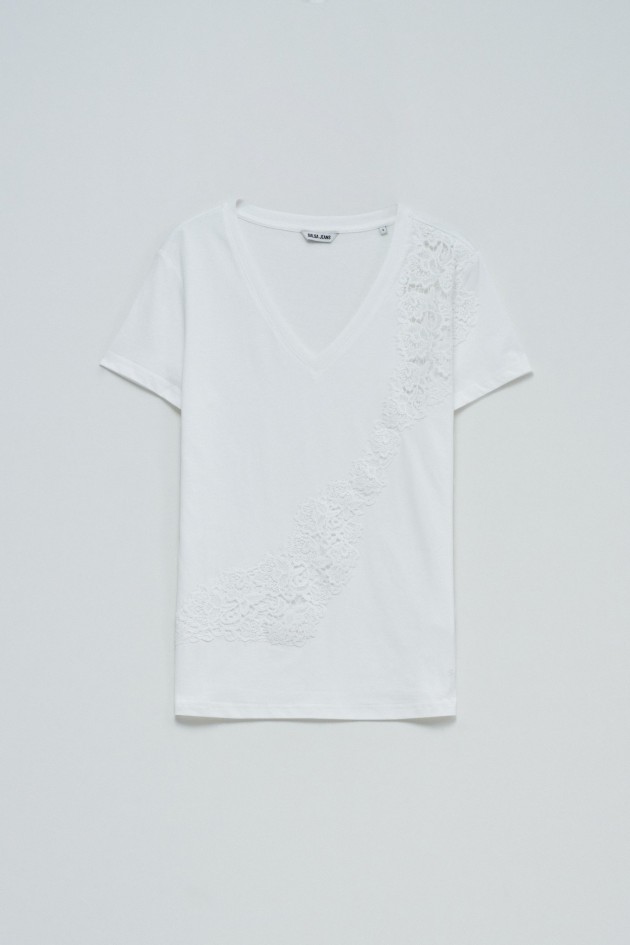T-SHIRT MIT SPITZE