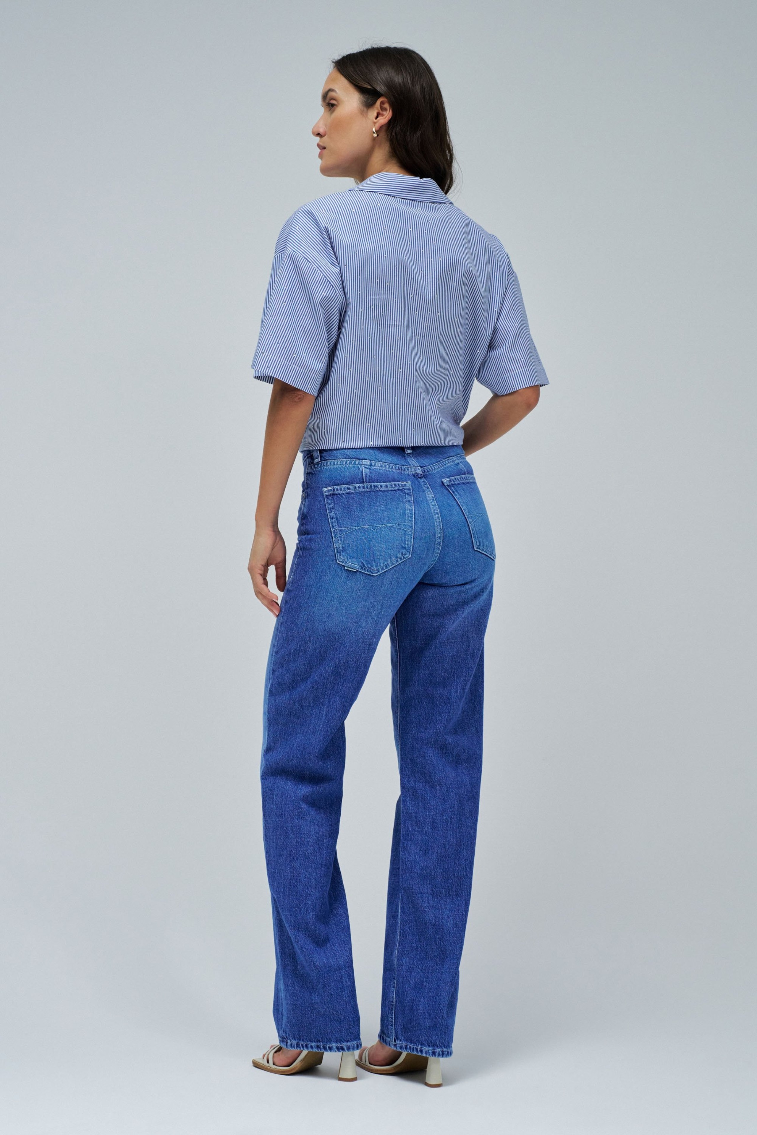 BLOUSE WITH BOW AT THE HEM