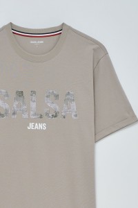 T-SHIRT COM BRANDING