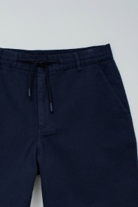 CALES REGULAR FIT COM LINHO