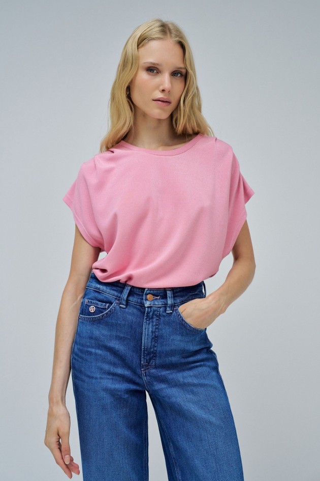 T-SHIRT WITH SHINE