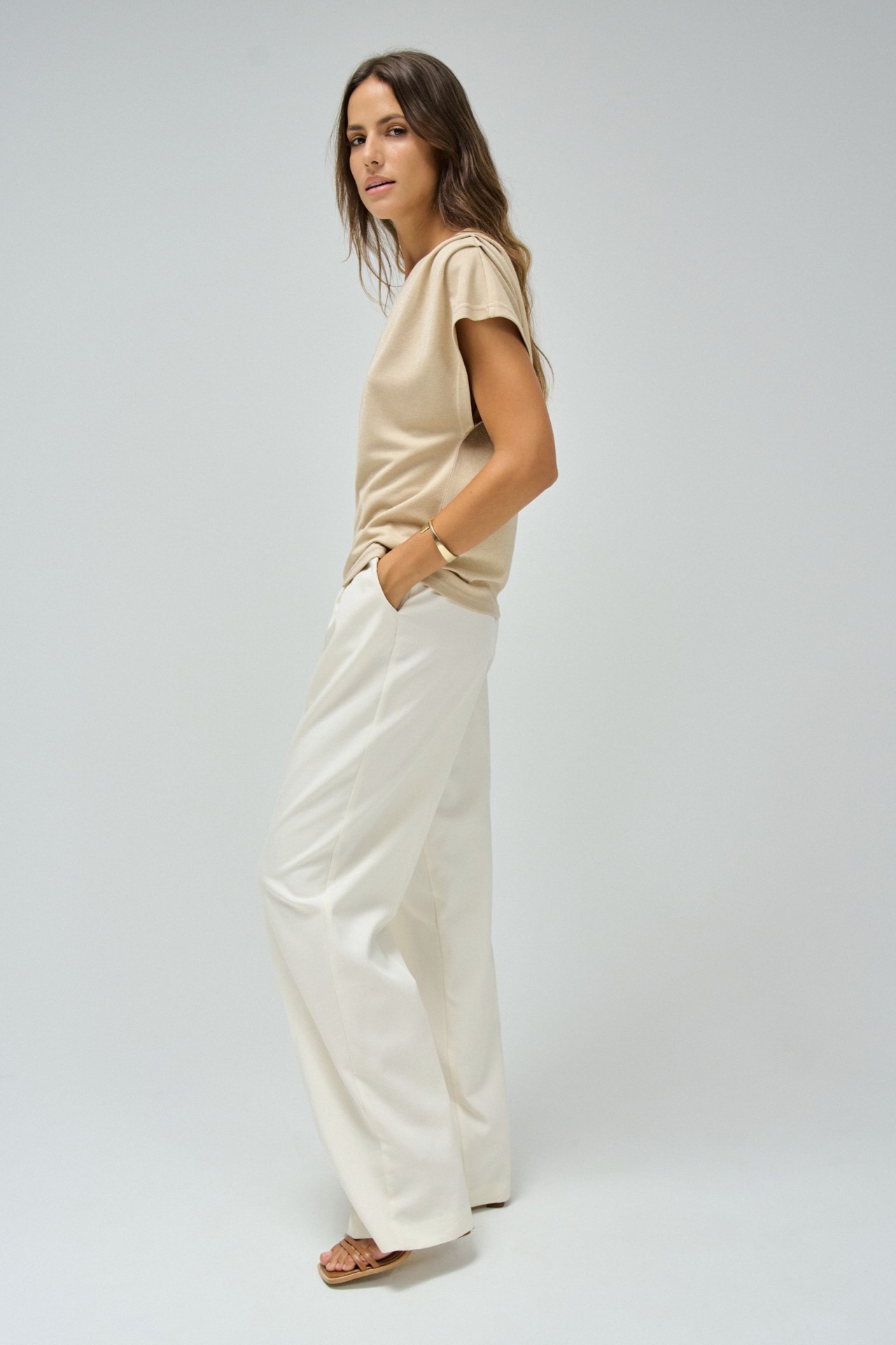 T-SHIRT AVEC BRILLANCE