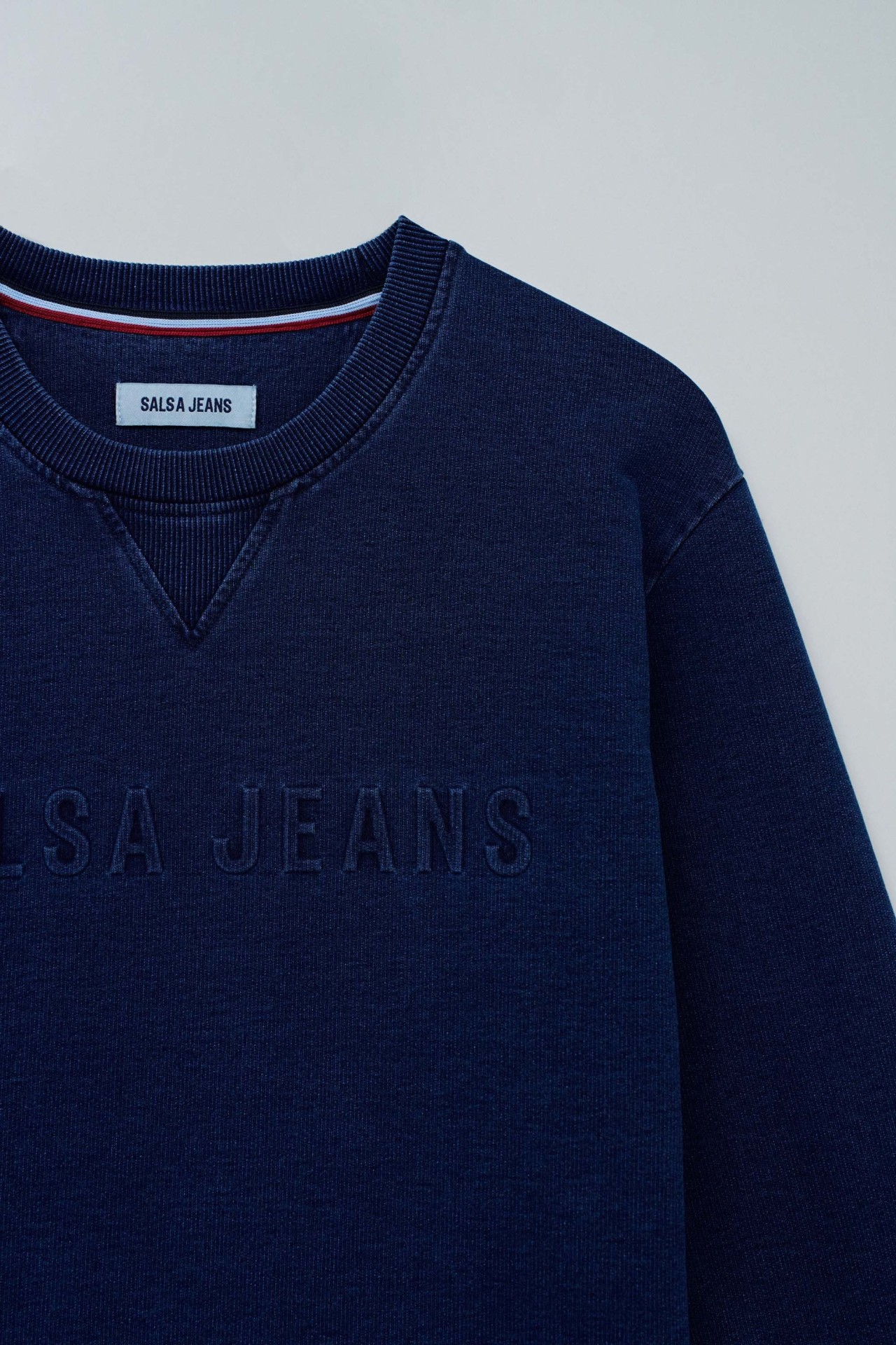 SWEATSHIRT WITH BRANDING