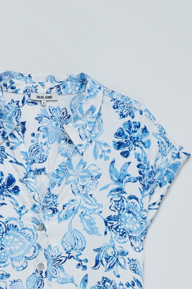 BLUSA COM PADRÃO FLORAL