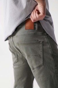 REGULAR S-ACTIV GREEN DENIM SHORTS