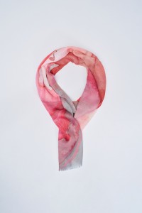 BUFANDA CON ESTAMPADO