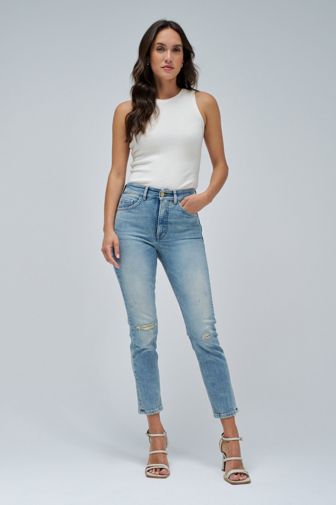 FAITH PUSH IN CROPPED SLIM JEANS