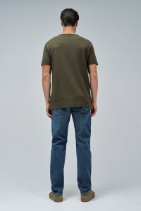 T-SHIRT MIT STRUKTUR