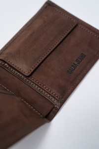 PORTEFEUILLE EN CUIR