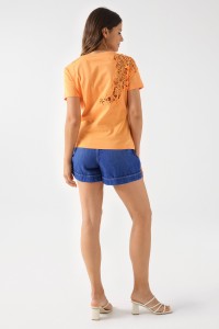 T-SHIRT WITH LACE