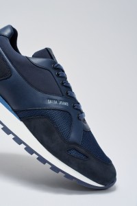 LEATHER TRAINERS