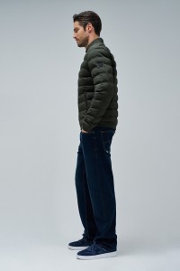 CASACO PUFFER COM BOLSOS