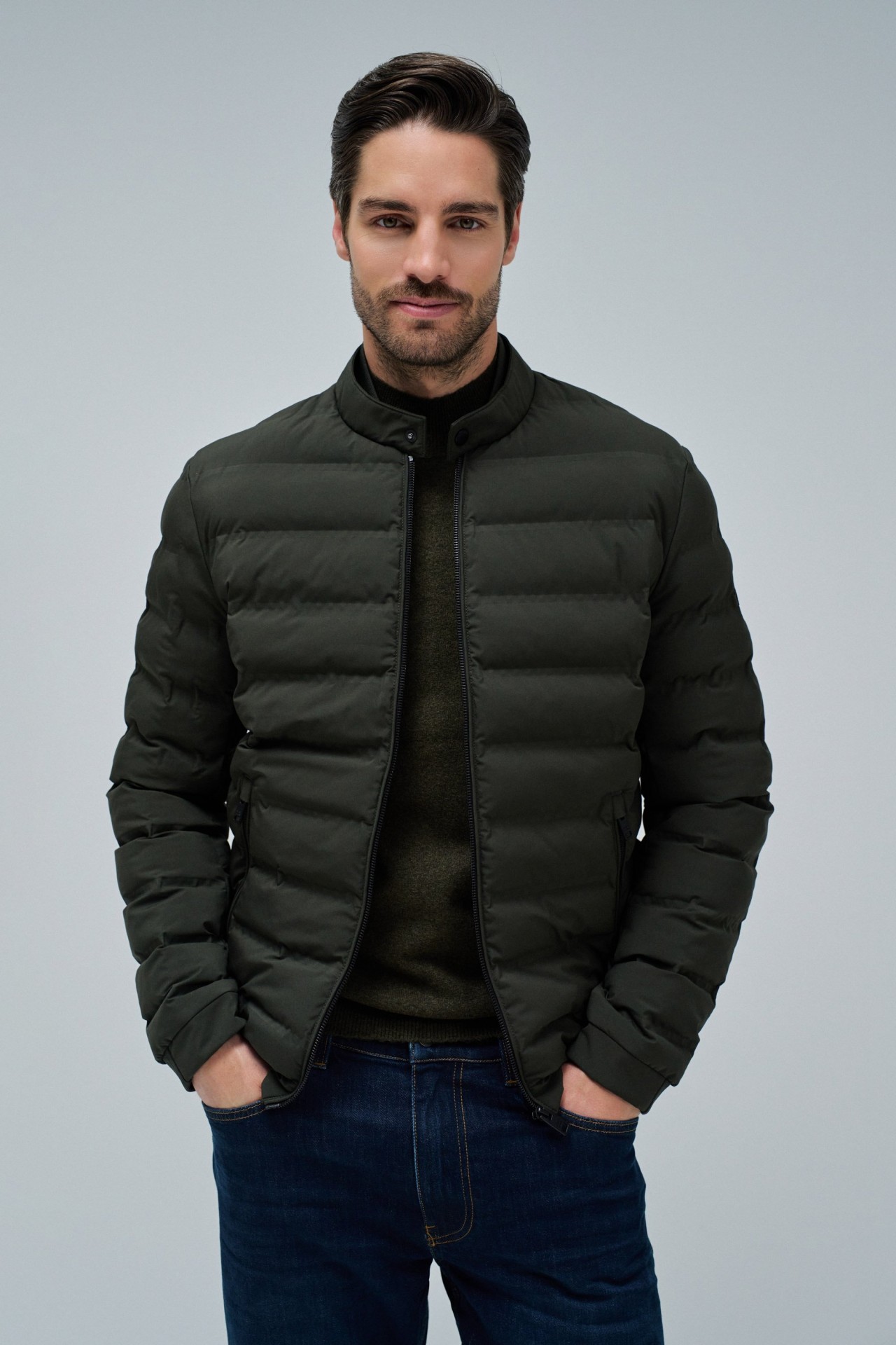 CASACO PUFFER COM BOLSOS
