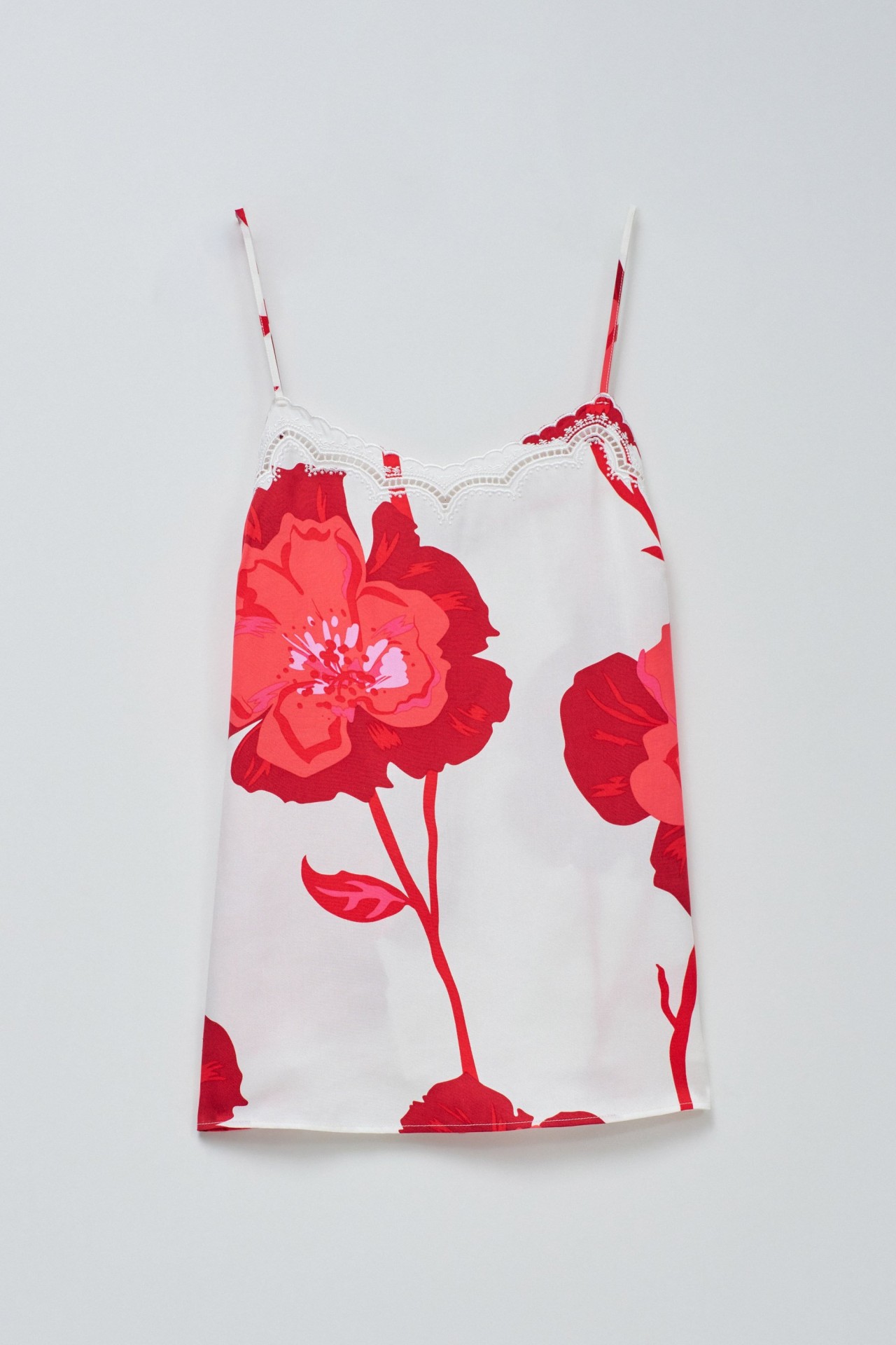 TOP WITH FLORAL PATTERN