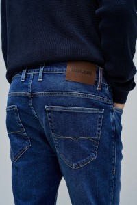 REGULAR FIT JEANS