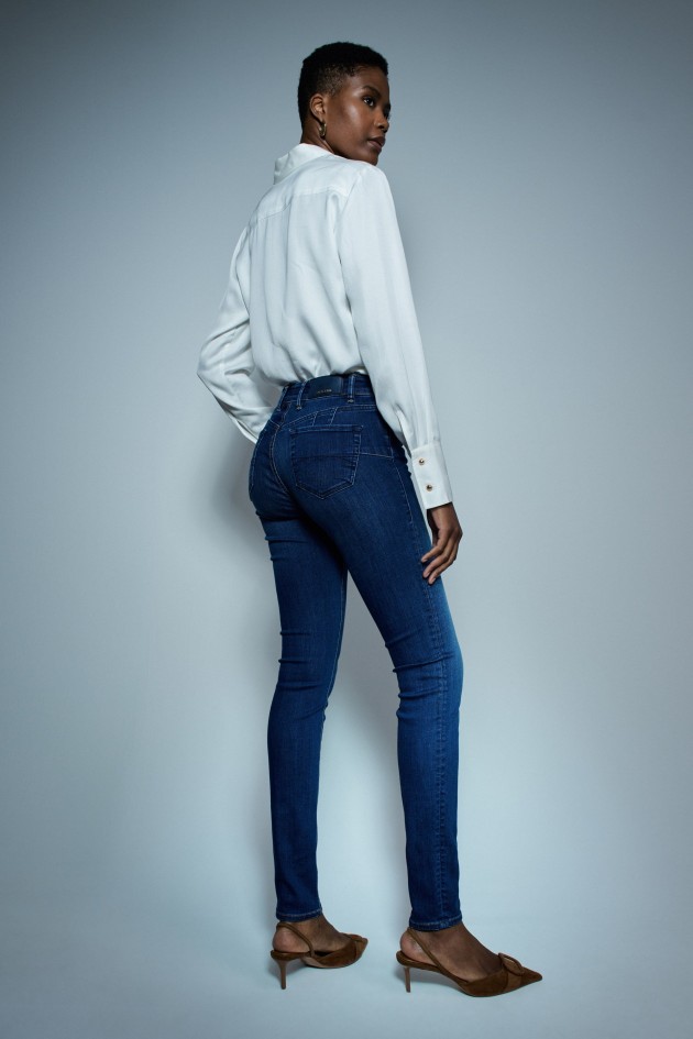 DESTINY PUSH UP SKINNY JEANS