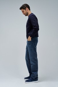 JEAN STRAIGHT FIT