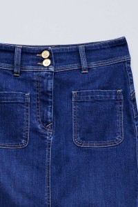 SECRET PUSH IN MIDI SKIRT