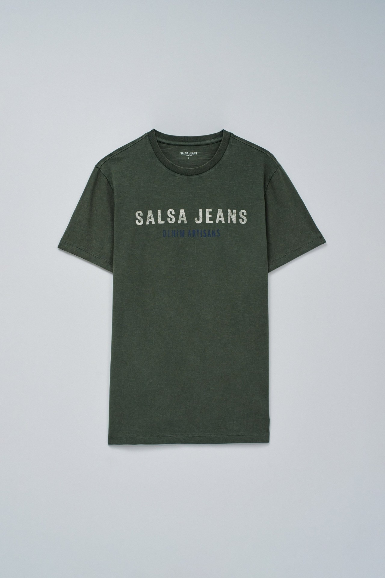 T-SHIRT WITH BRANDING