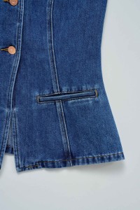 GILET EN JEAN