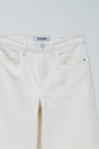 TRUE STRAIGHT JEANS