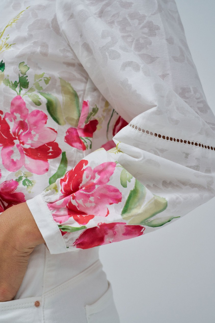 JACQUARD-BLUSE MIT BLUMENMUSTER