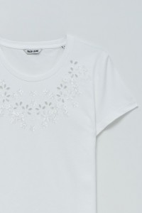 T-SHIRT WITH EMBROIDERY