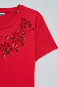 T-SHIRT AVEC BRODERIE