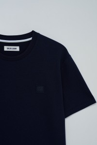 T-SHIRT COM TEXTURA