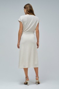 VESTIDO COM TEXTURA