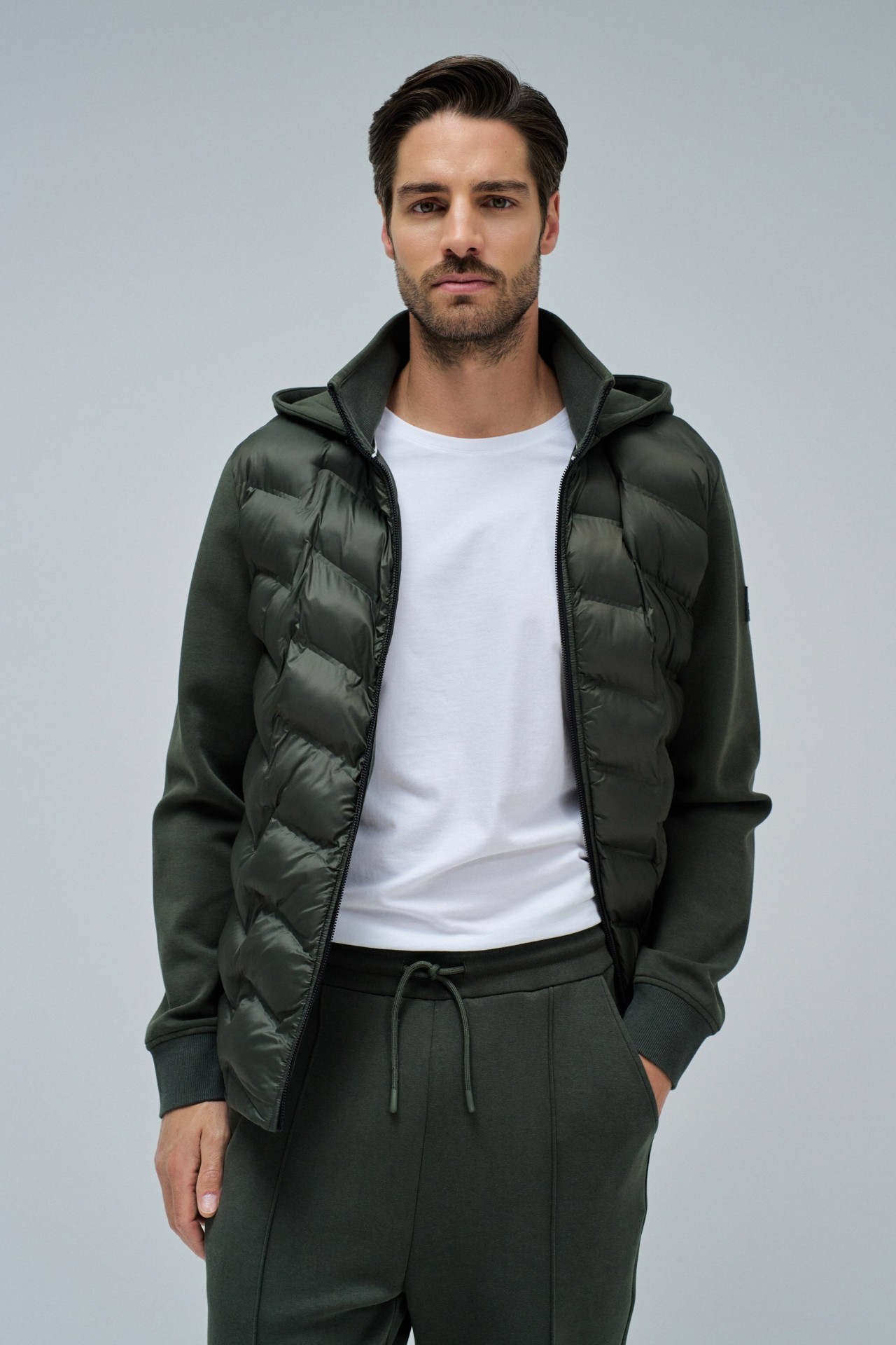 VESTE REMBOURRE AVEC MLANGE DE MATRIAUX