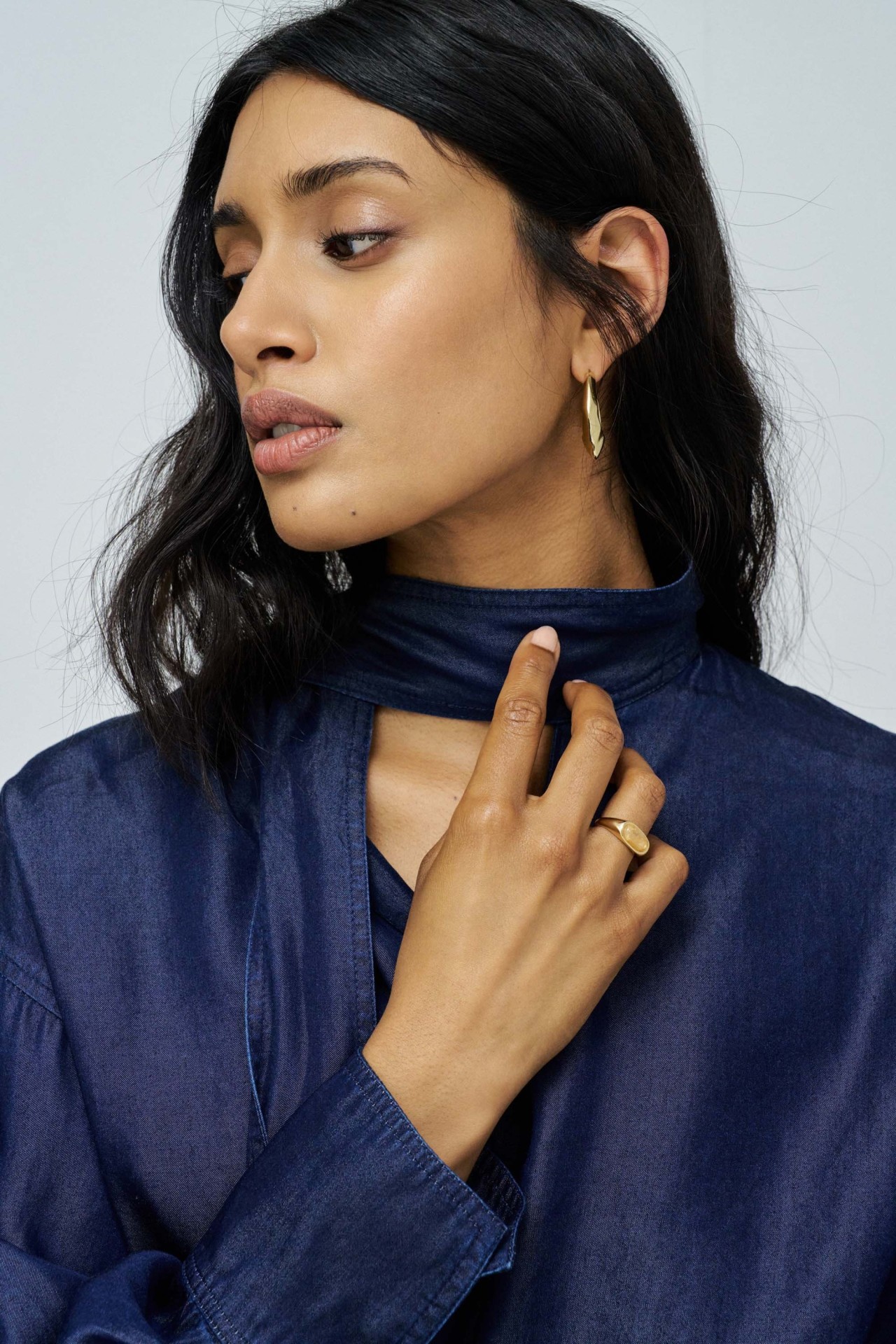 BAGUE AJUSTABLE AVEC PIERRE