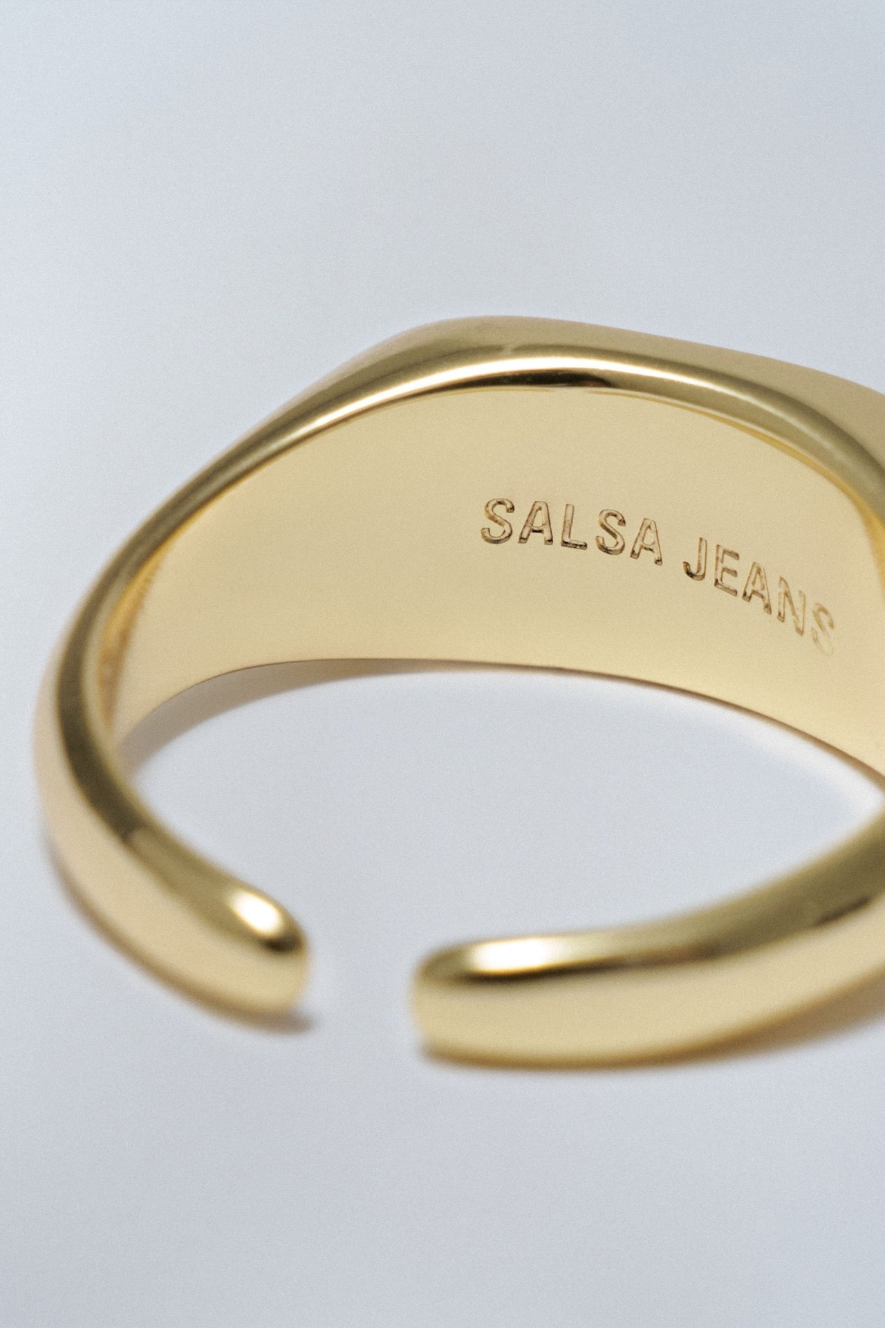 BAGUE AJUSTABLE AVEC PIERRE