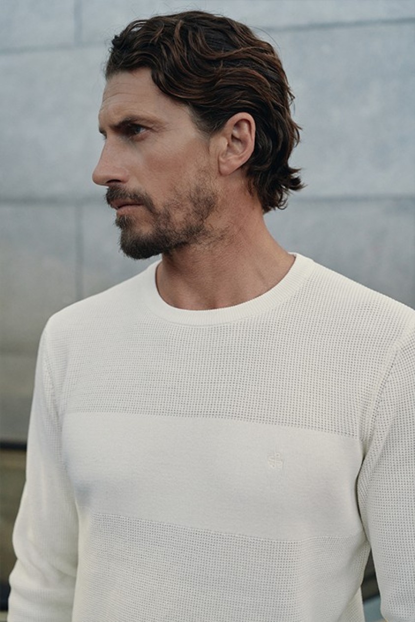KNITTED SWEATER WITH TEXTURE