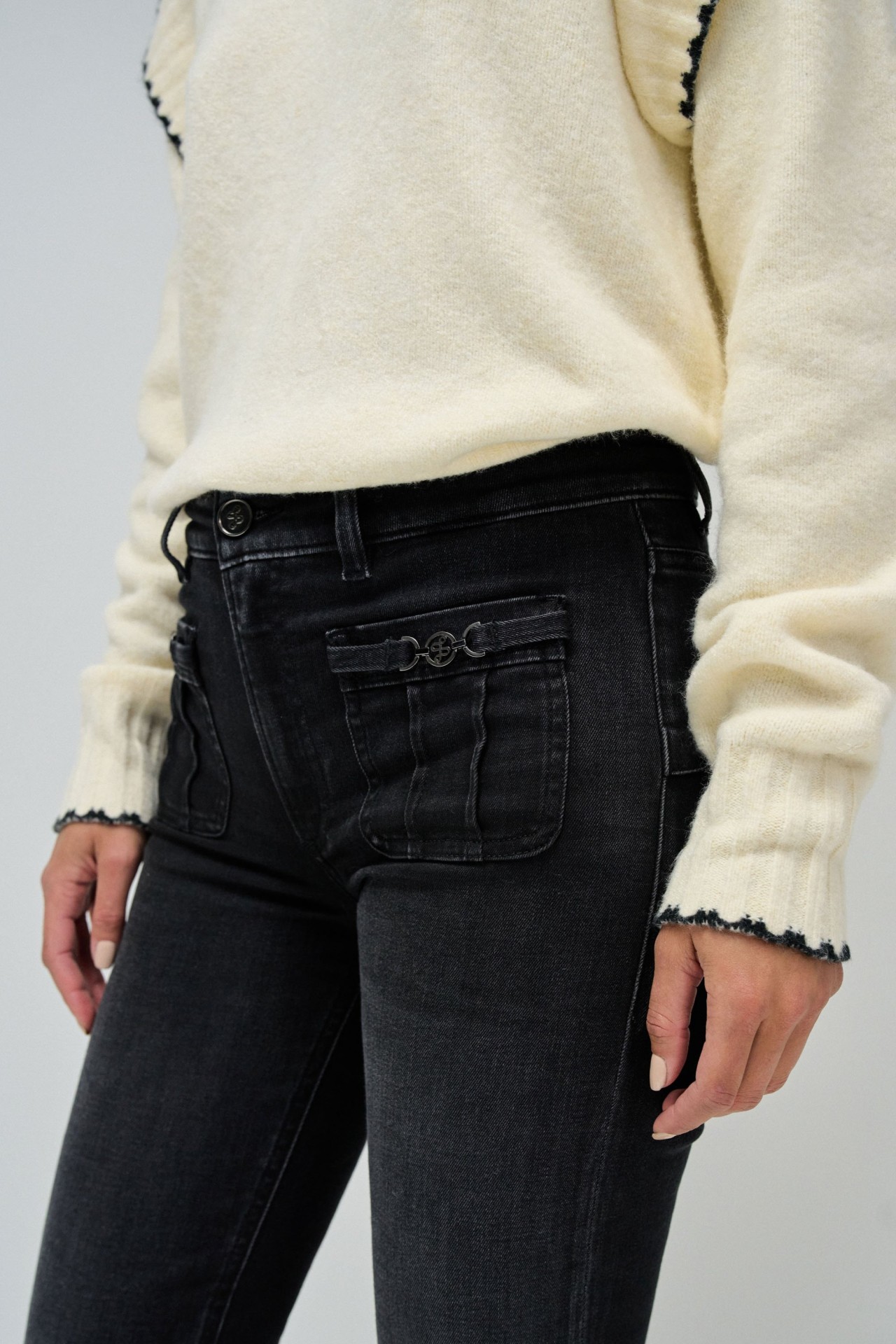 DESTINY PUSH UP FLARE WITH POCKETS JEANS