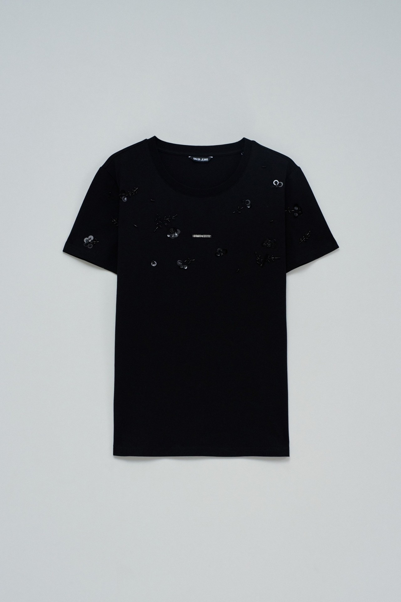 T-SHIRT WITH BEADS