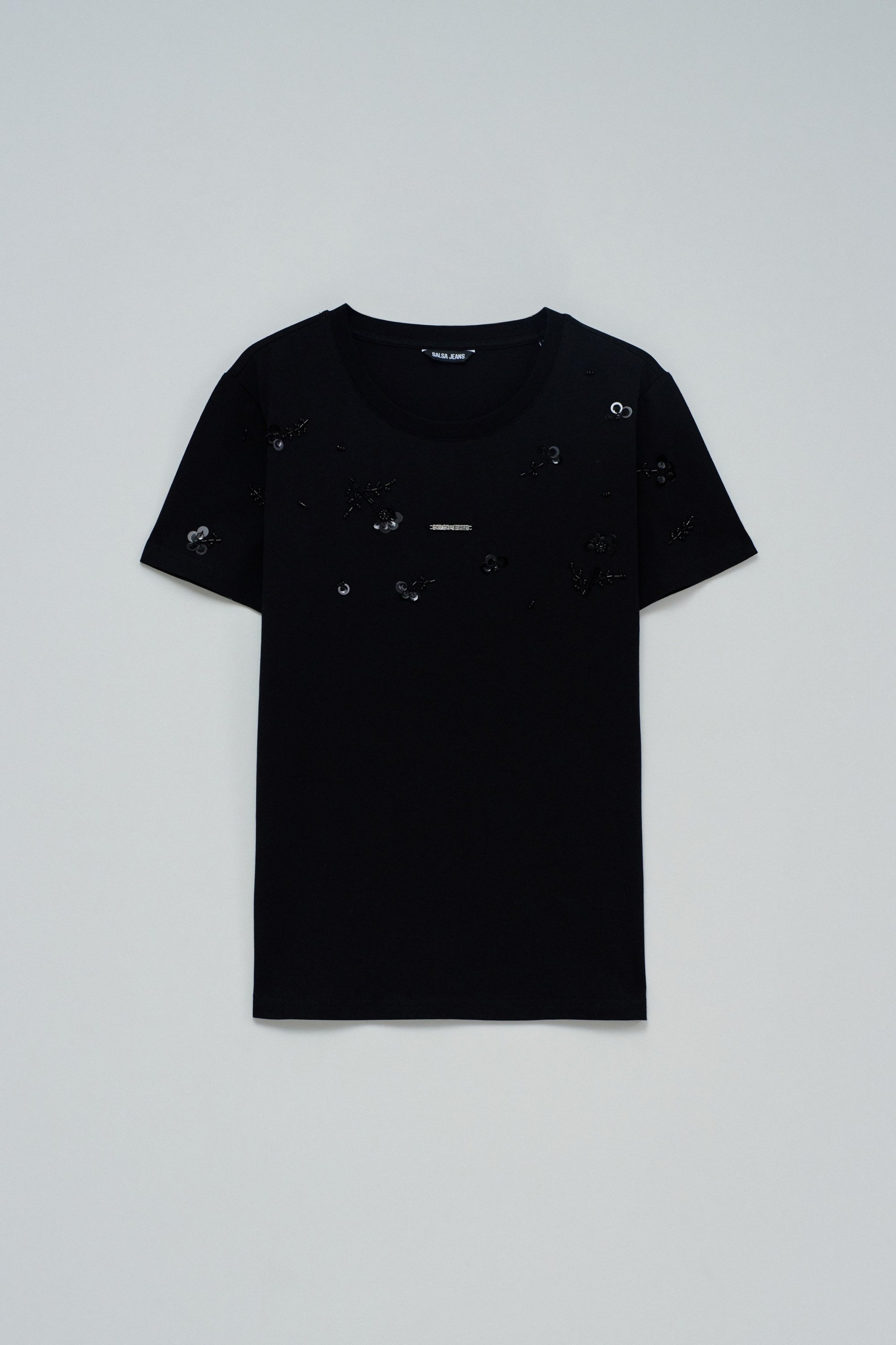 T-SHIRT WITH BEADS