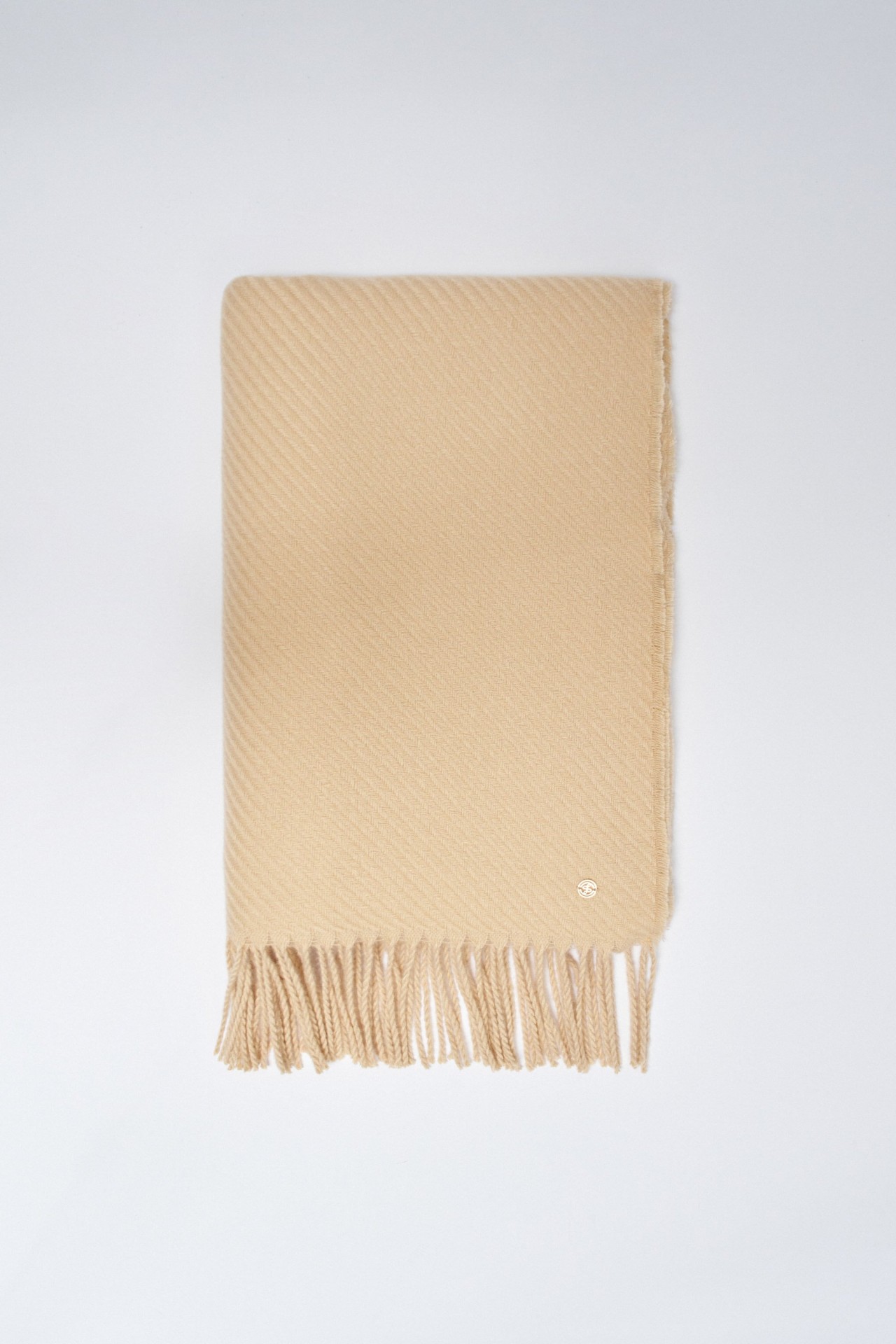 SCARF WITH FRINGES