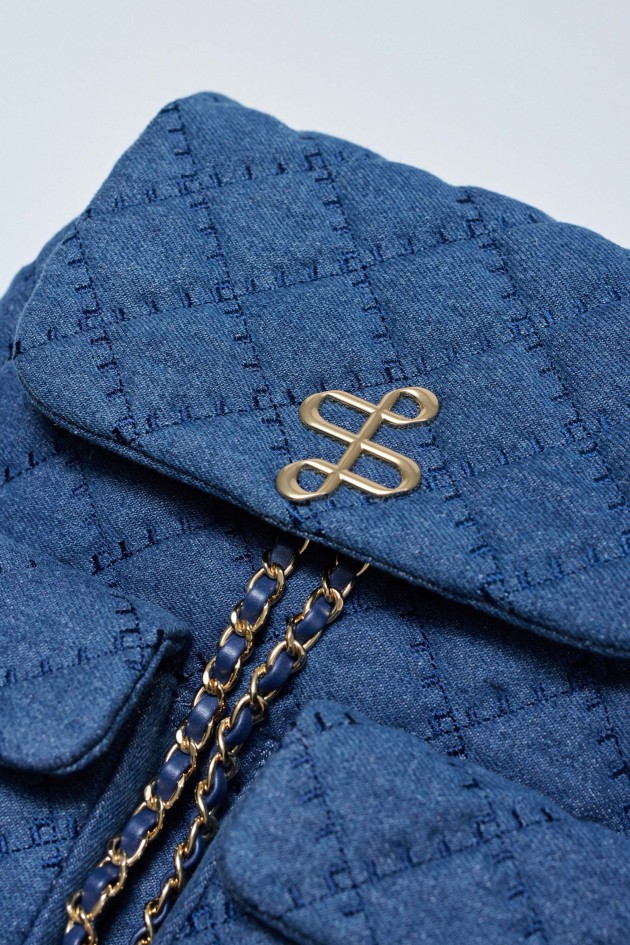 MOCHILA EM DENIM