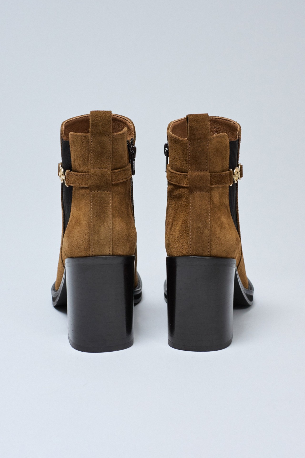 WILDLEDER STIEFEL