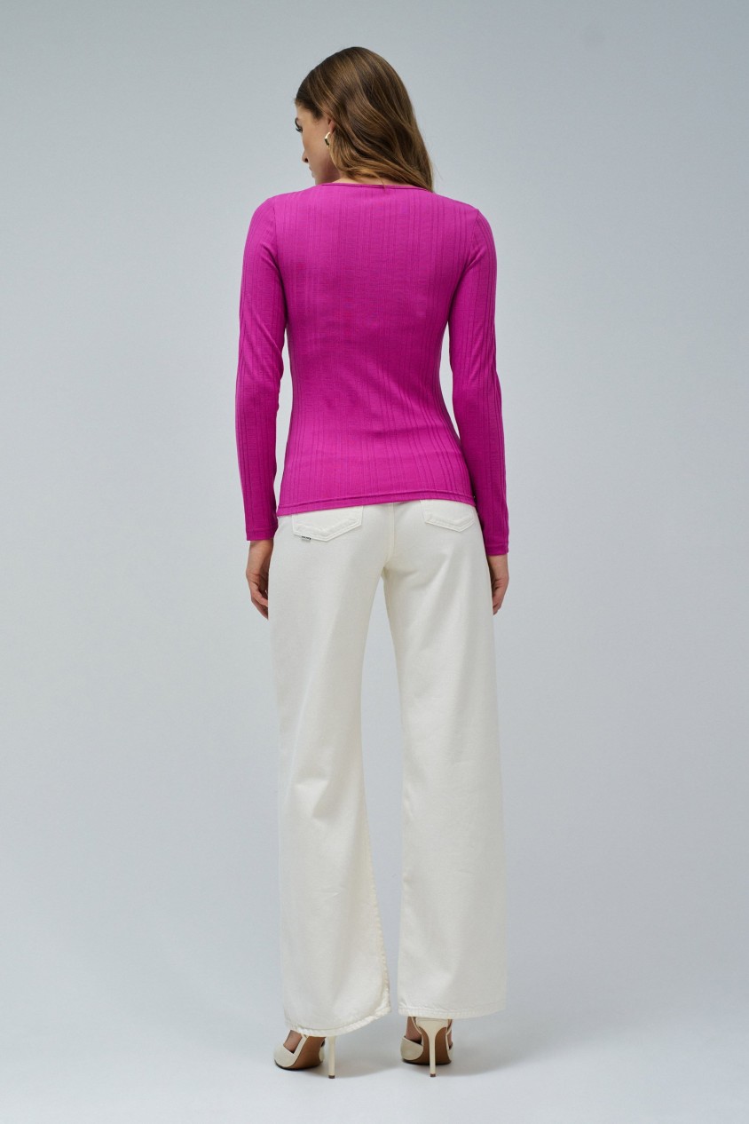 PULL EN MAILLE CÔTELÉE