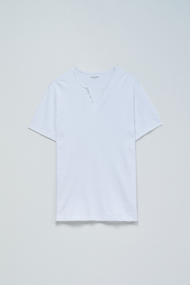 T-SHIRT WITH BRANDING