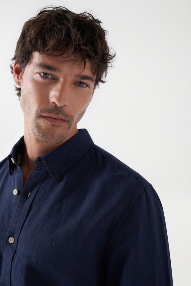 CHEMISE AVEC MÉLANGE DE LIN