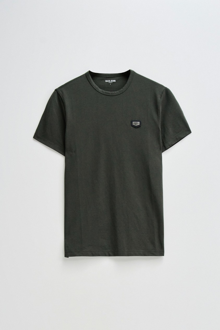 T-SHIRT MIT BRANDING