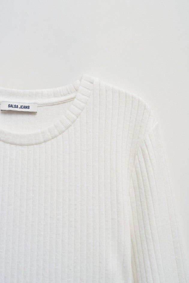 FINE RIBBED KNIT SWEATER