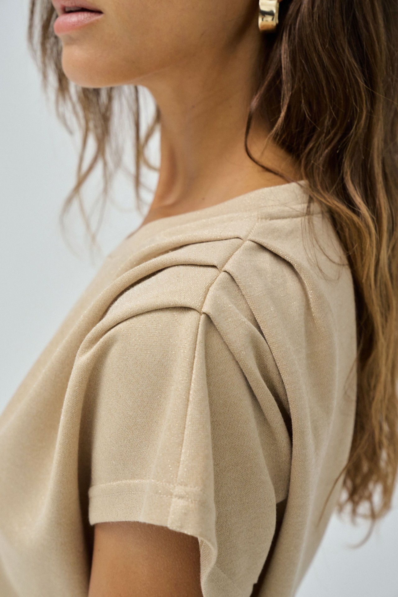 T-SHIRT AVEC BRILLANCE